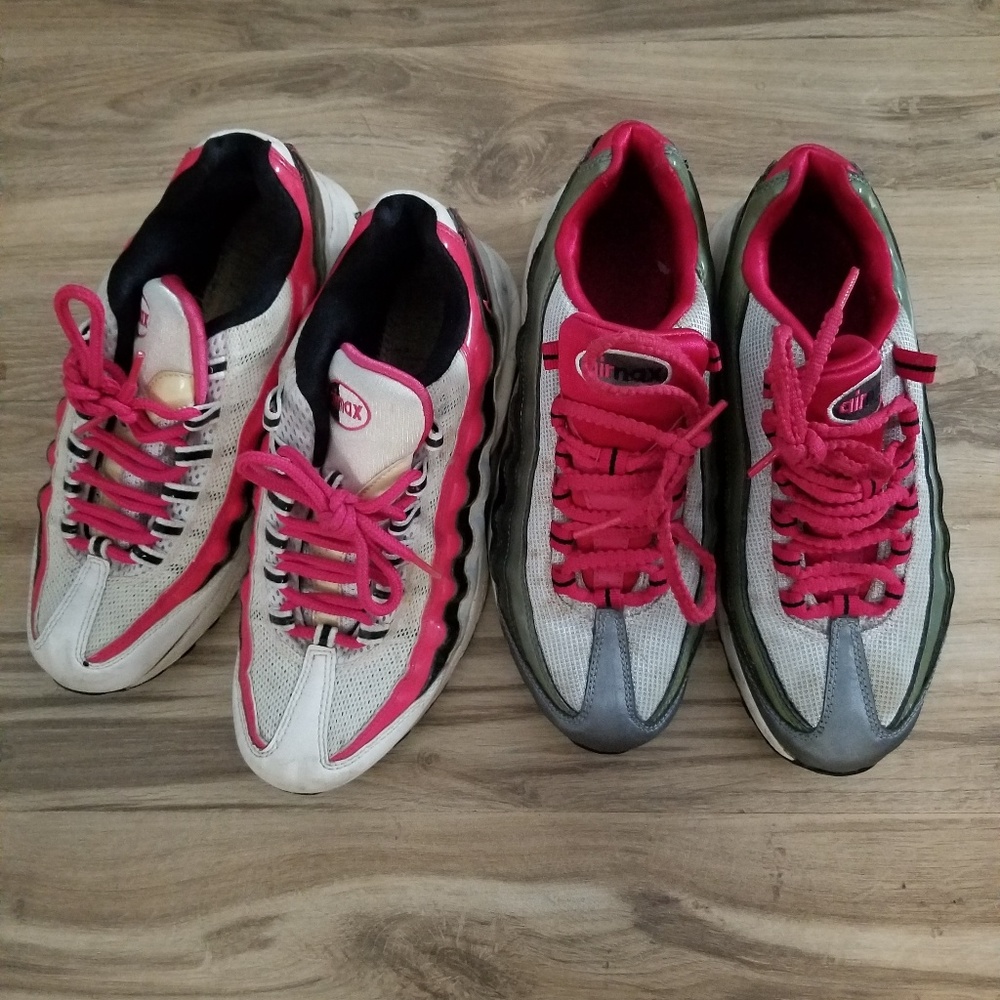 2 pair airmax